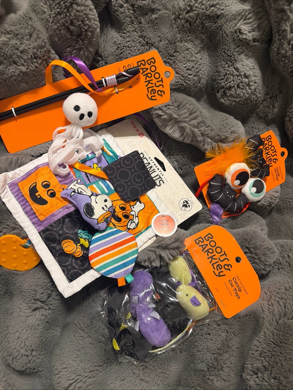 Boots & Barkley Halloween Catnip Cat Toys Lot Mice Swat Pounce Chase Peanuts U6